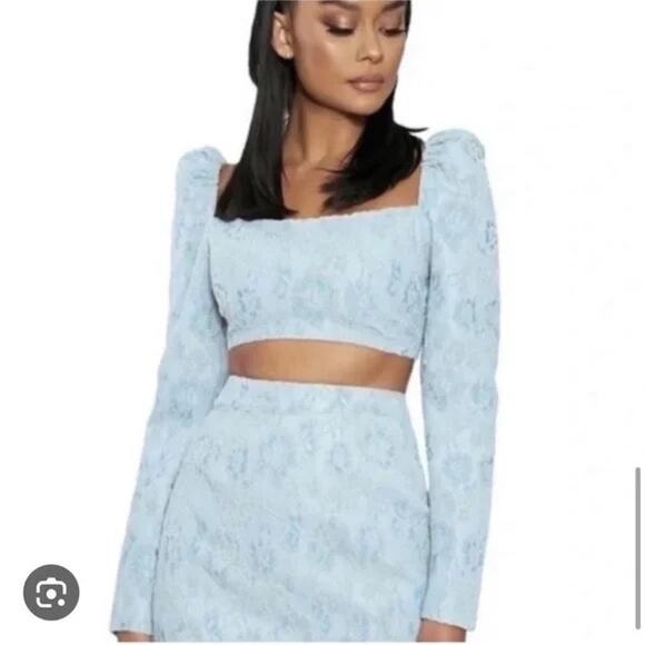 Naked Wardrobe Crop Top NEW Womens Sz S Style NWSP20-T3 Lt Blue Lace Long Sleeve - Picture 3 of 9